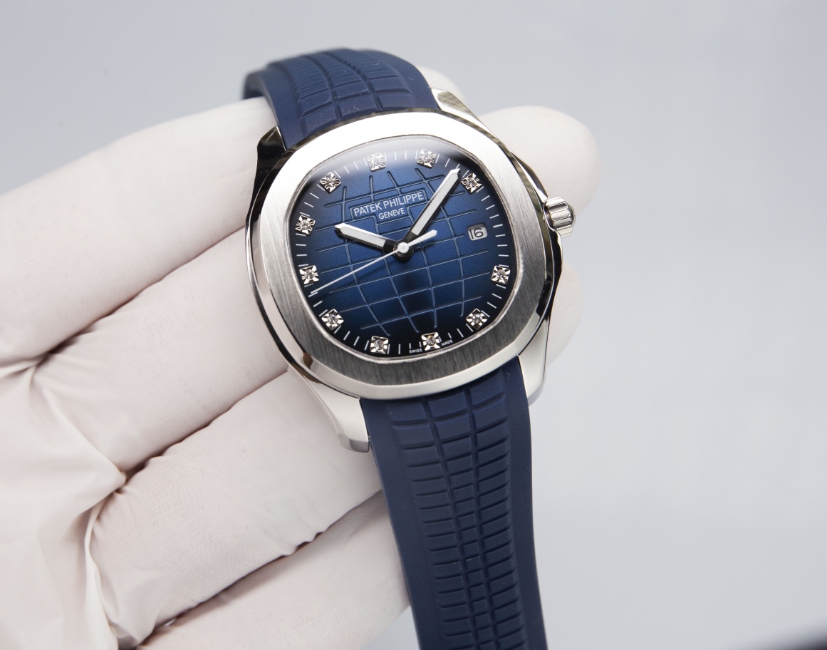 Patek Philippe Aquanaut 5168G-001